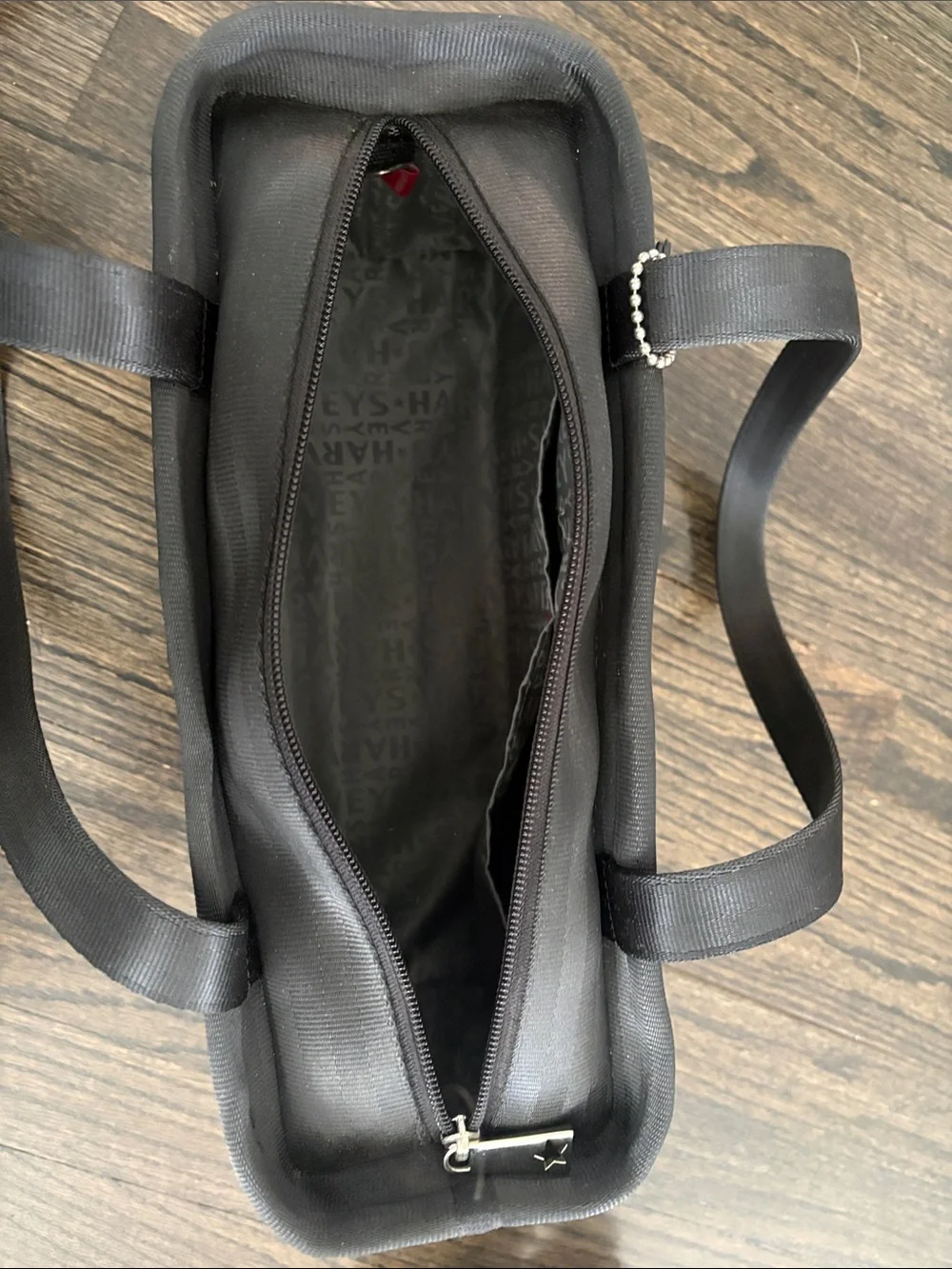 Harvey’s Original Seatbelt Tote- Black